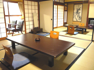 1階客室（和室）内部の写真