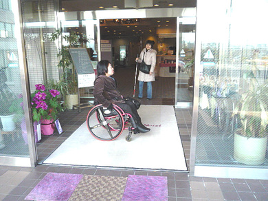 玄関の様子の写真