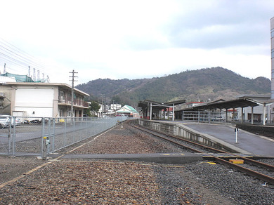 2・3番乗場方面に行くための通路の写真